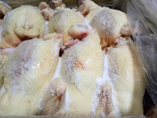 Tại sao nên sử dụng máy cắt thịt gà công nghiệp tự động